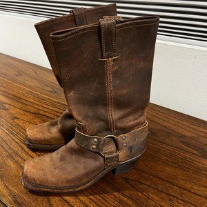 Women's Frye Harness 12 R Boot